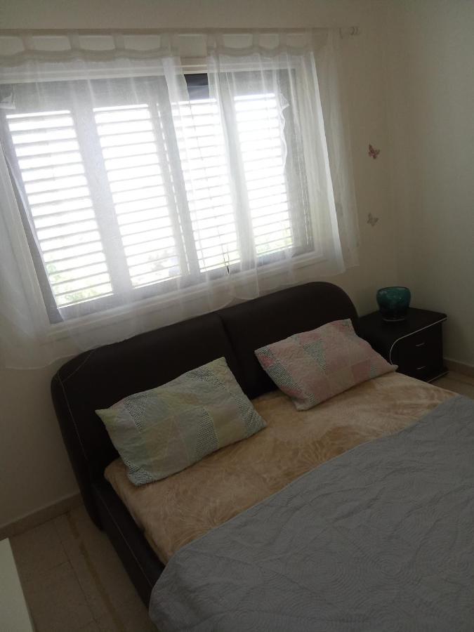 2 Bedroom Apartment In Makenzi Larnaca Exterior foto