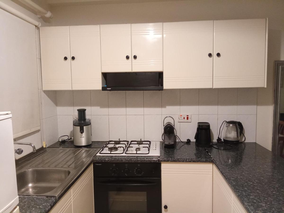 2 Bedroom Apartment In Makenzi Larnaca Exterior foto